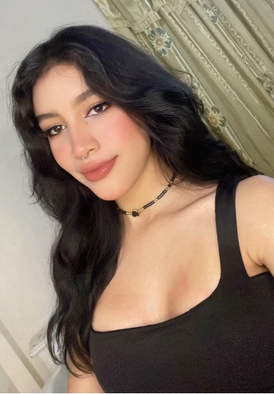 Sofi from Venezuela, a woman you can video chat with on CooMet